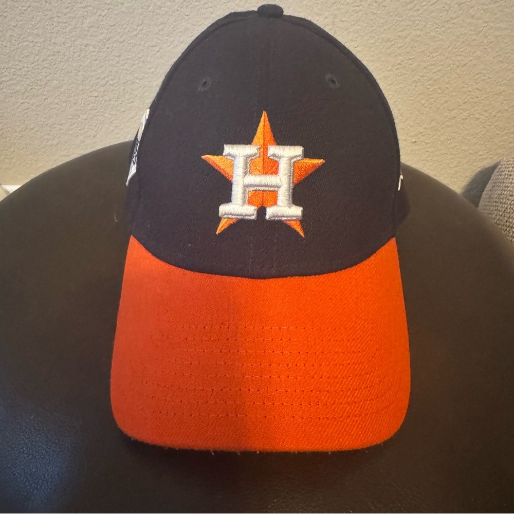Houston Astros 2017 World Series 39THIRTY Flex Fit Hat New Era Small/Medium Navy